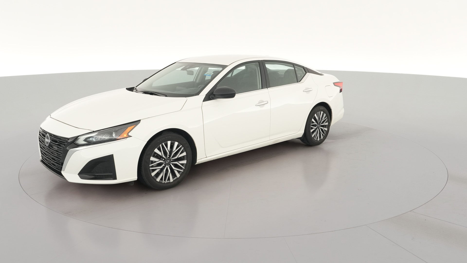 2025 Nissan Altima vehicle photo