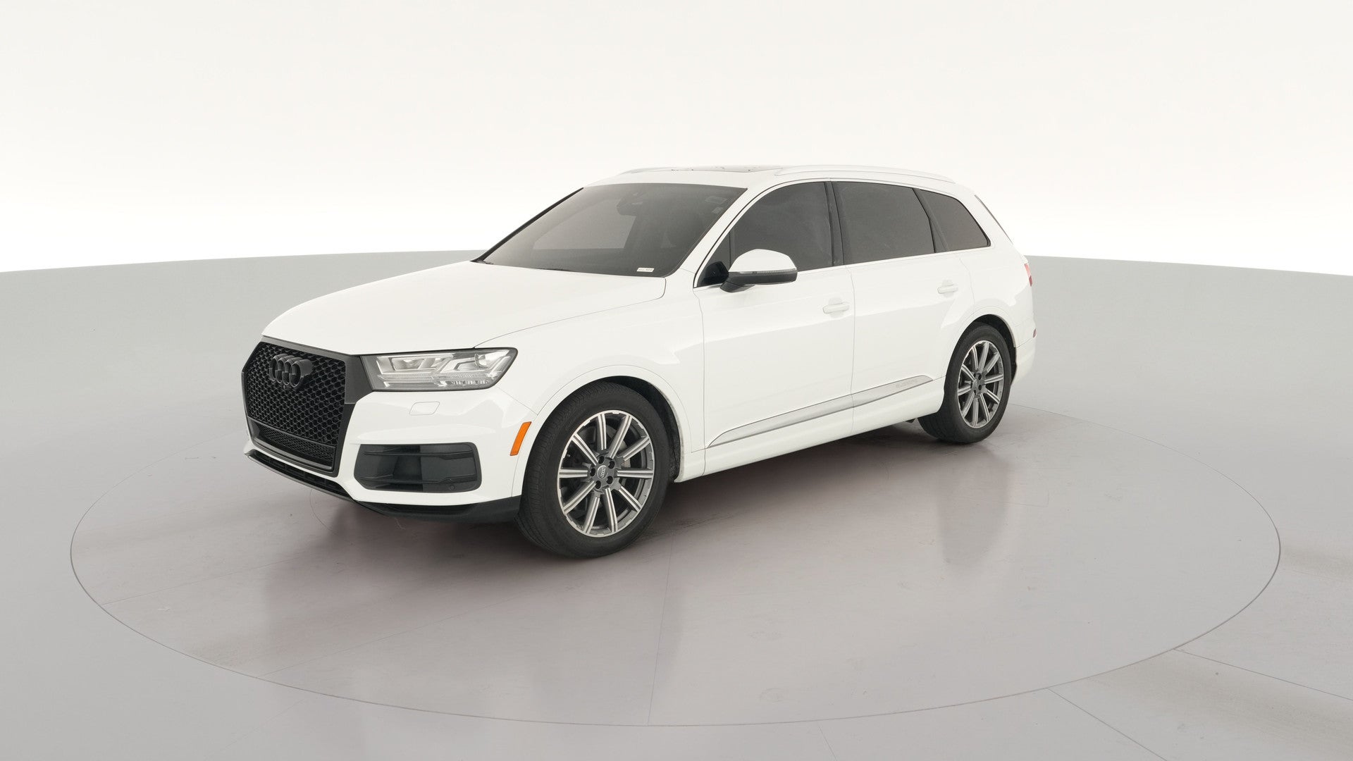 2019 Audi Q7 vehicle photo