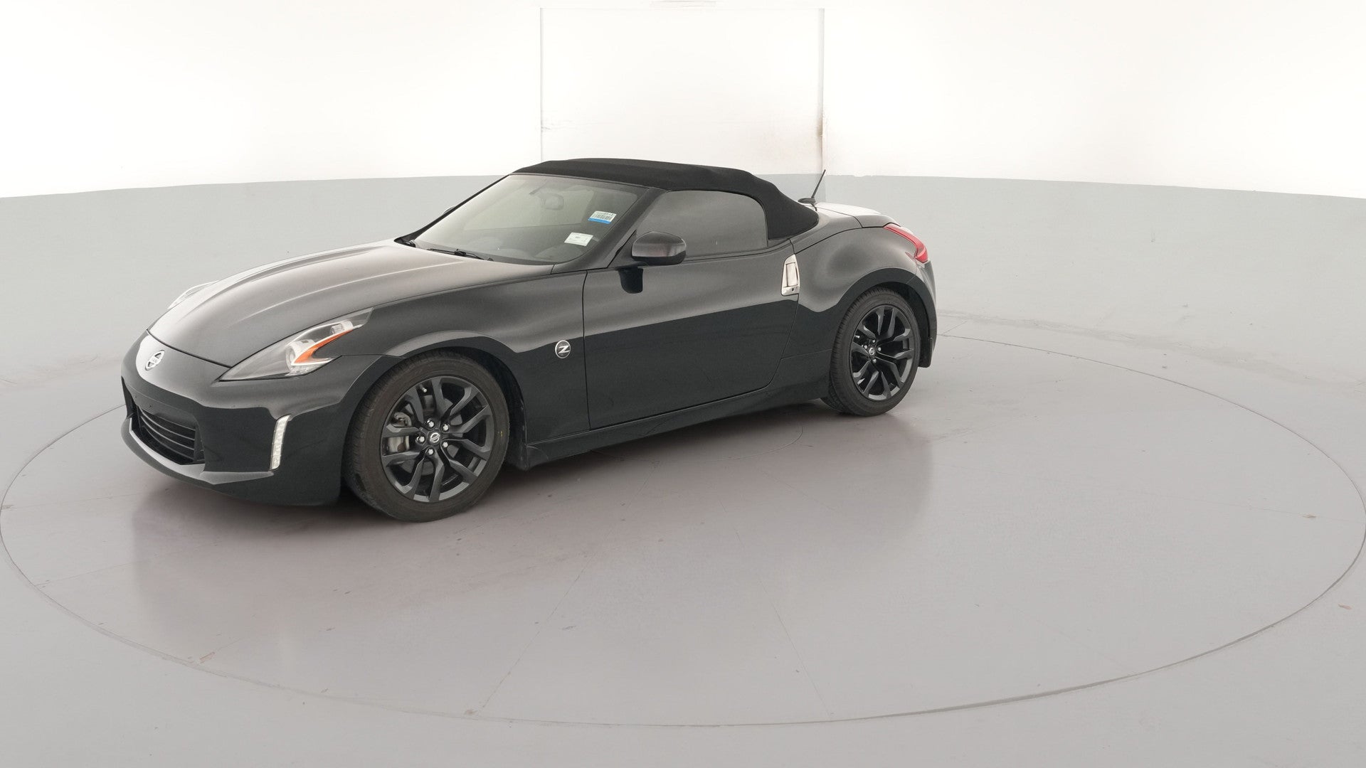 2019 Nissan 370Z vehicle photo