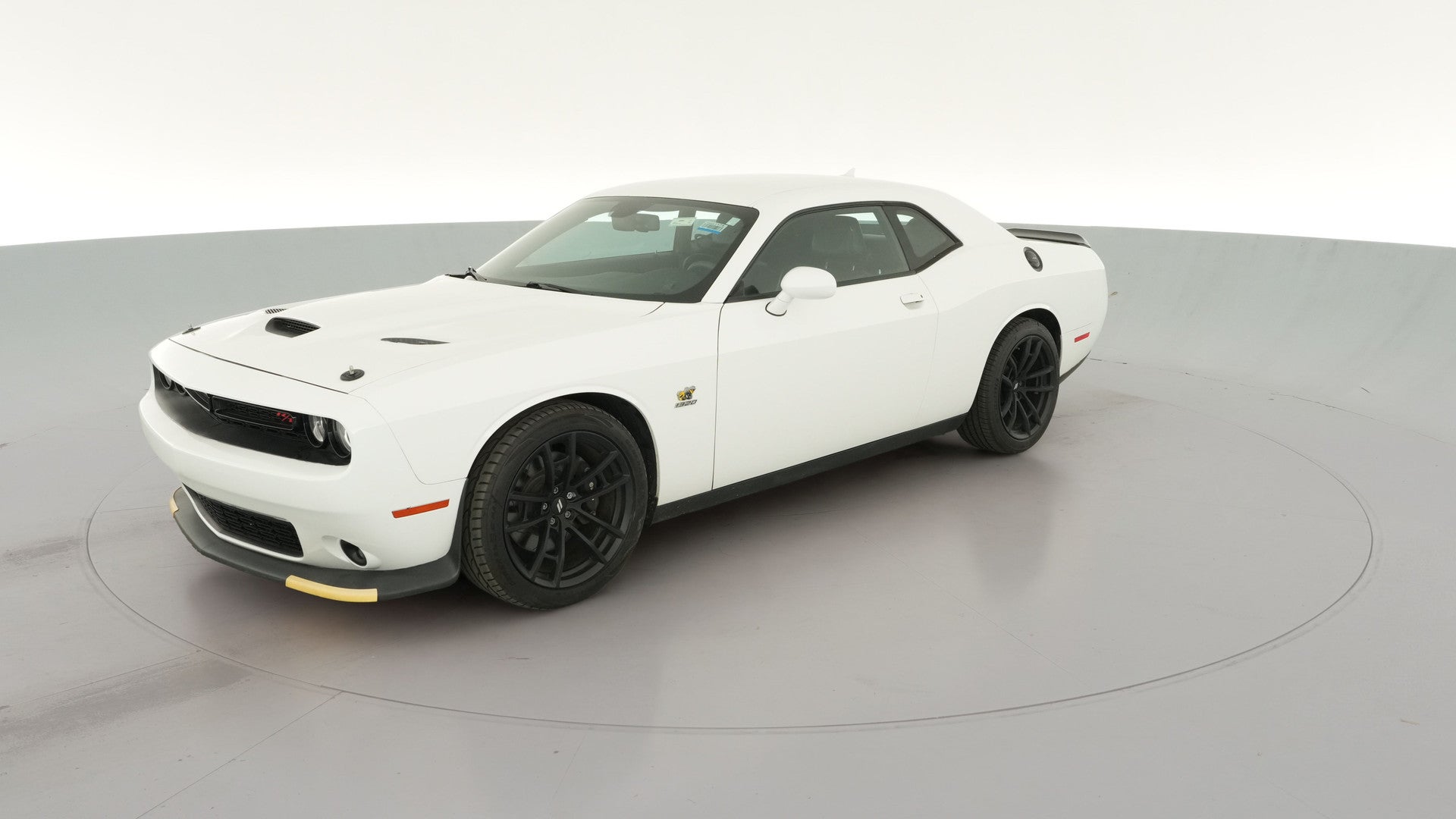 2019 Dodge Challenger vehicle photo