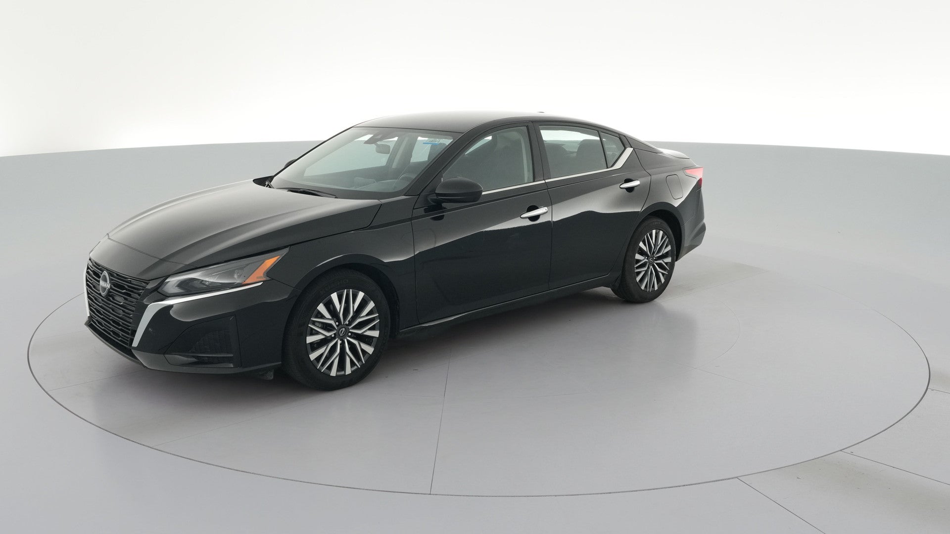 2025 Nissan Altima vehicle photo
