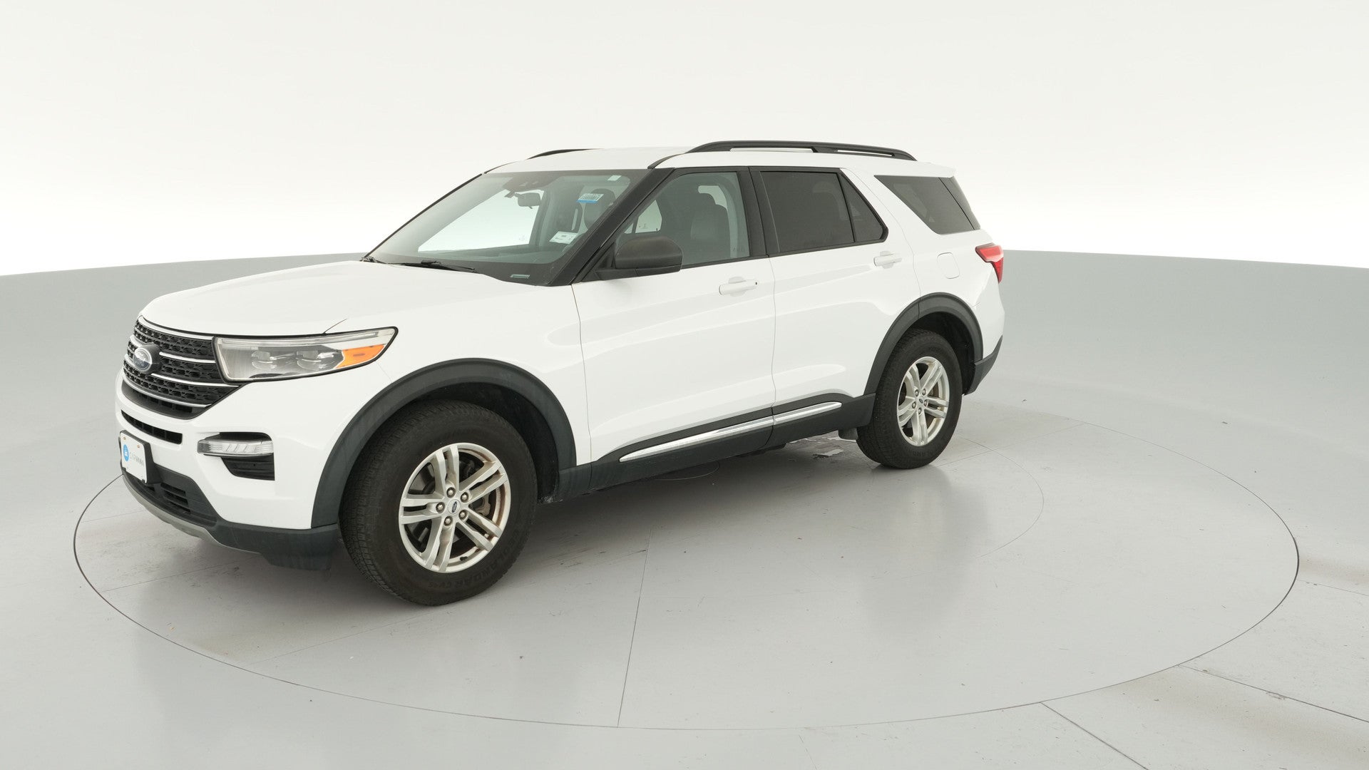 2021 Ford Explorer vehicle photo