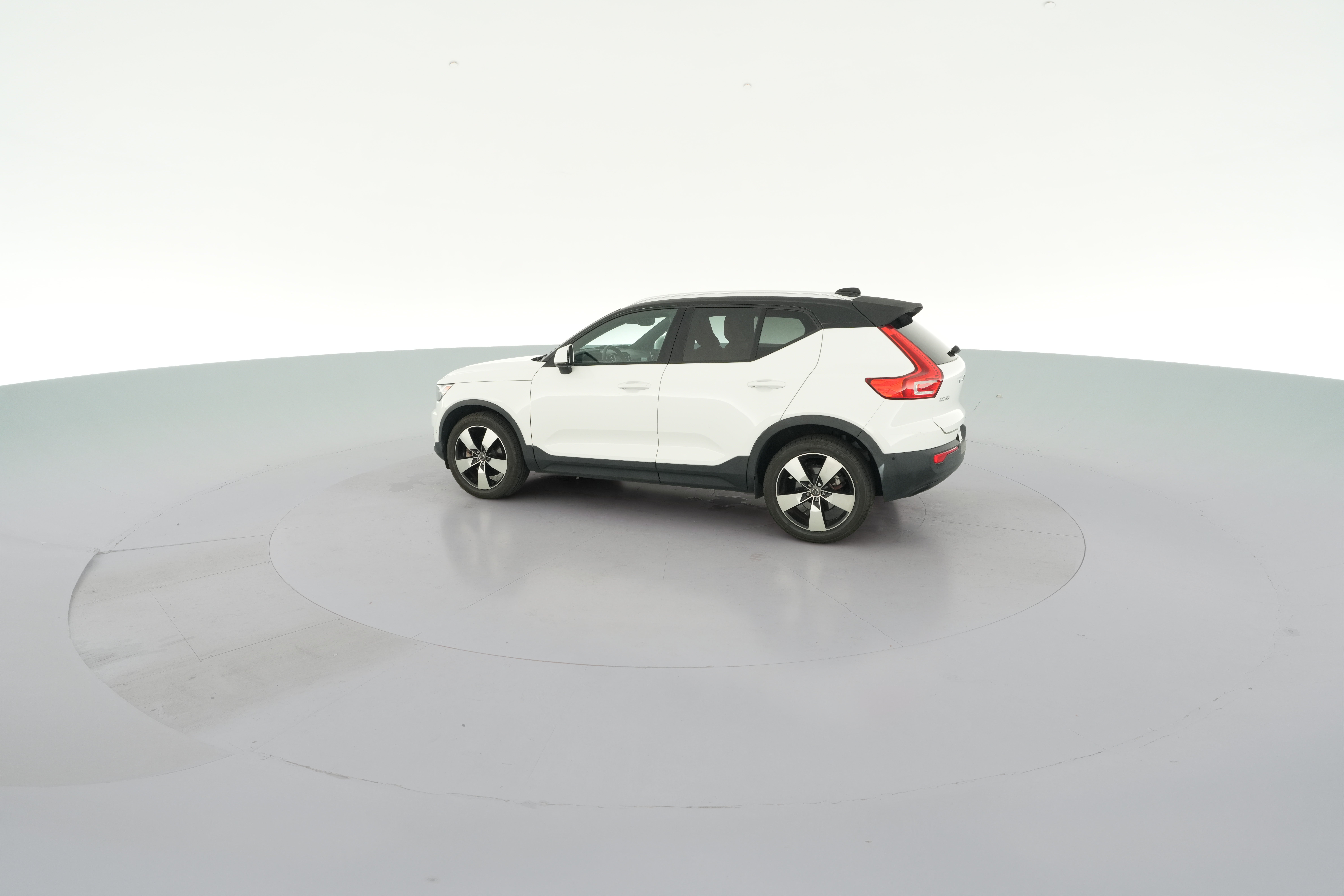 2019 Volvo XC40 Momentum - Photo 30