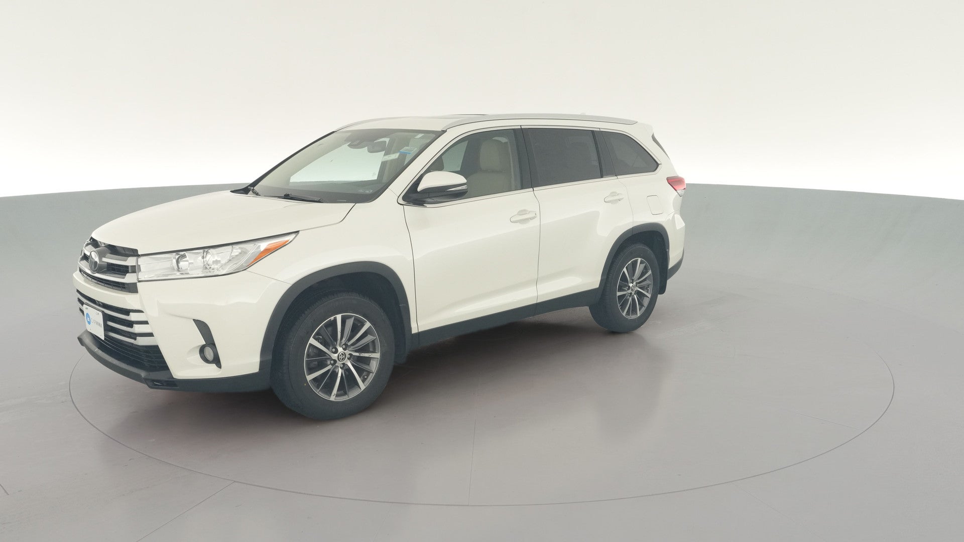 2019 Toyota Highlander vehicle photo