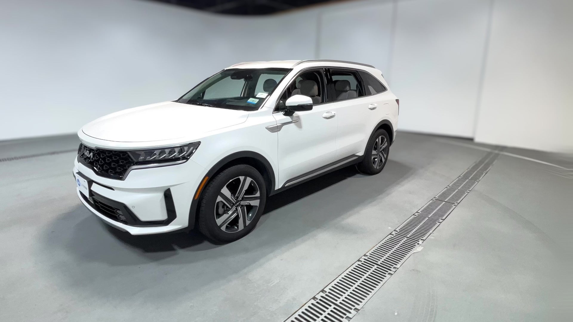 2023 Kia Sorento Hybrid vehicle photo