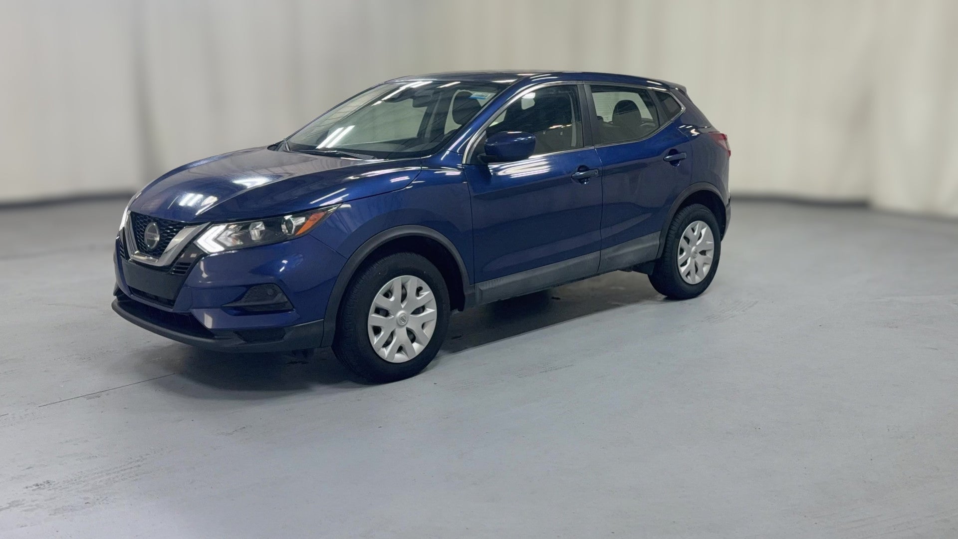 2020 Nissan Rogue Sport vehicle photo