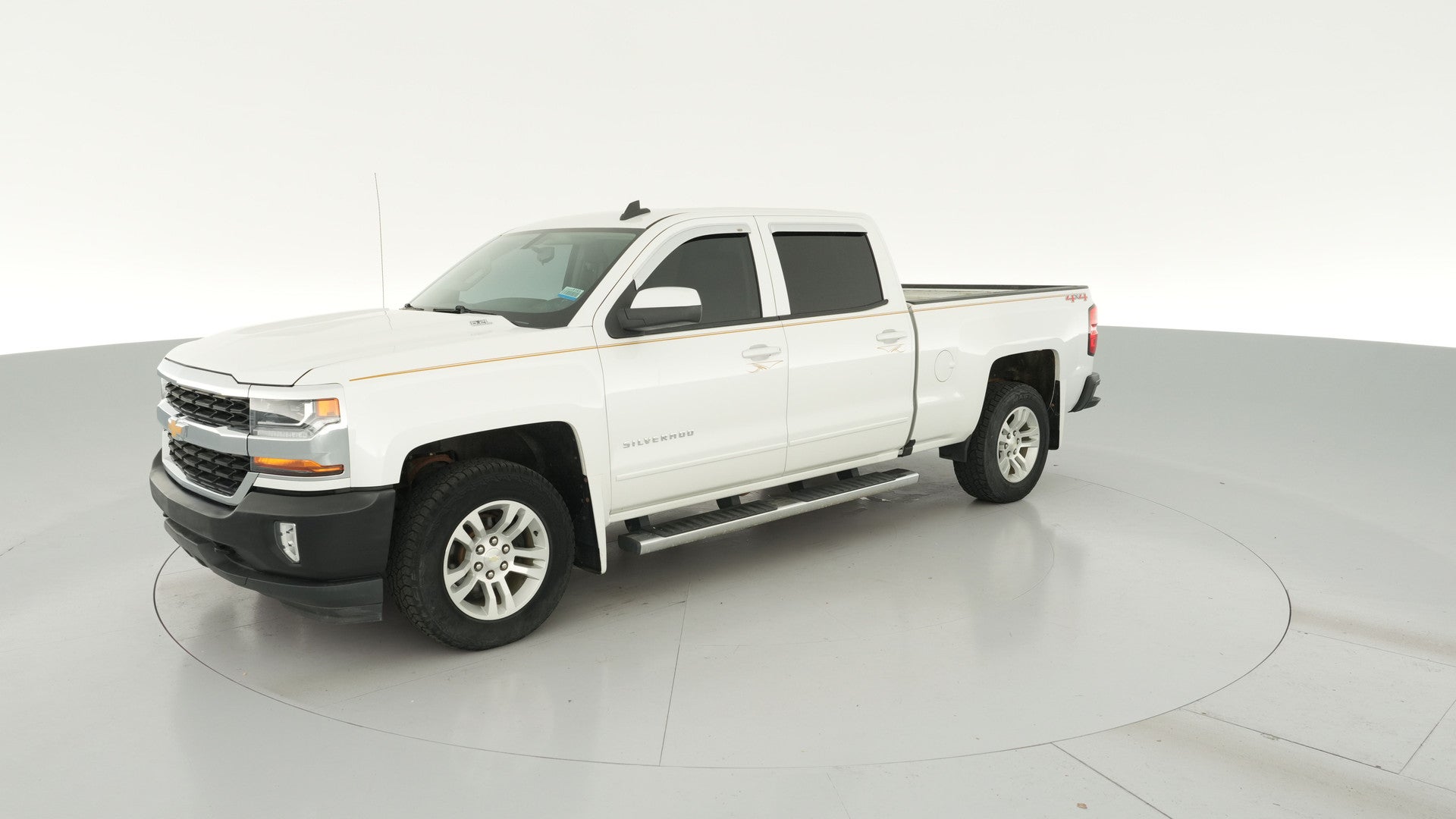 2017 Chevrolet Silverado 1500 Crew Cab vehicle photo