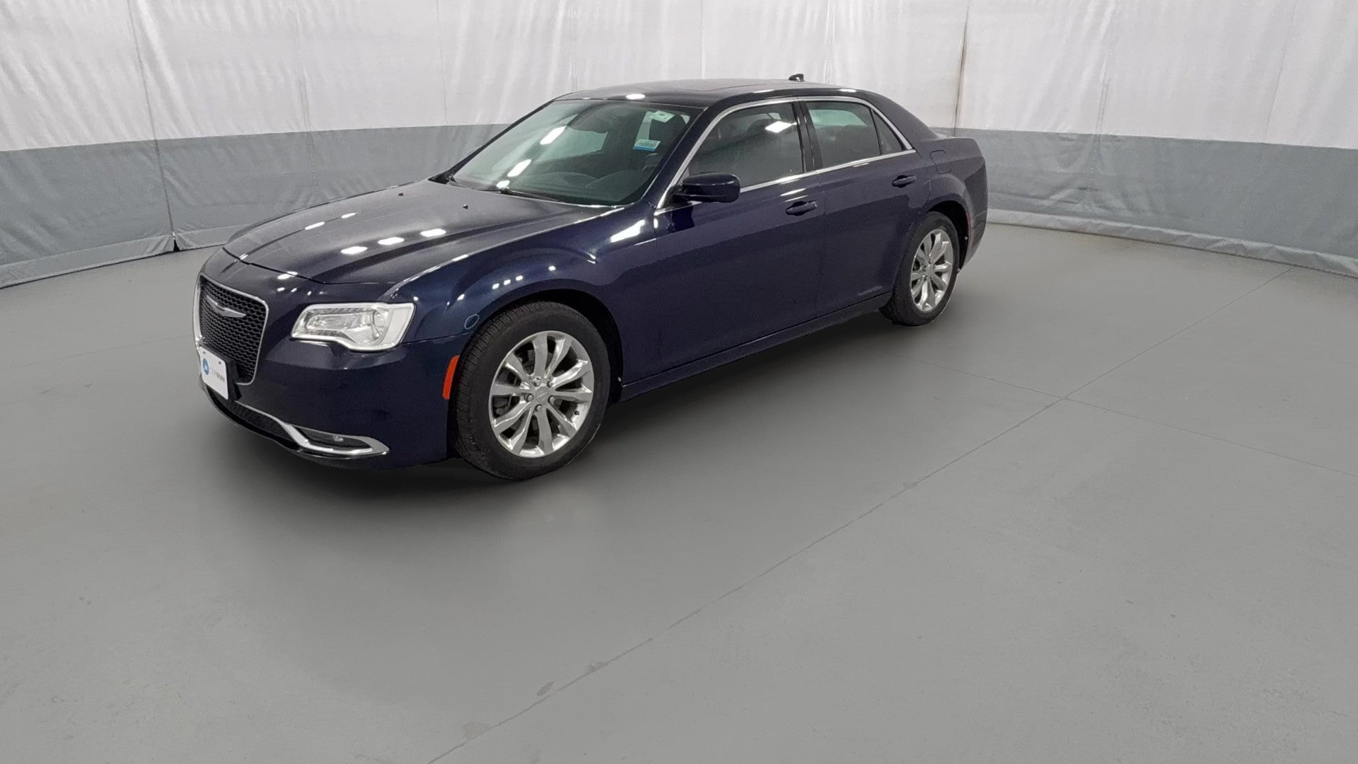 2016 Chrysler 300 vehicle photo
