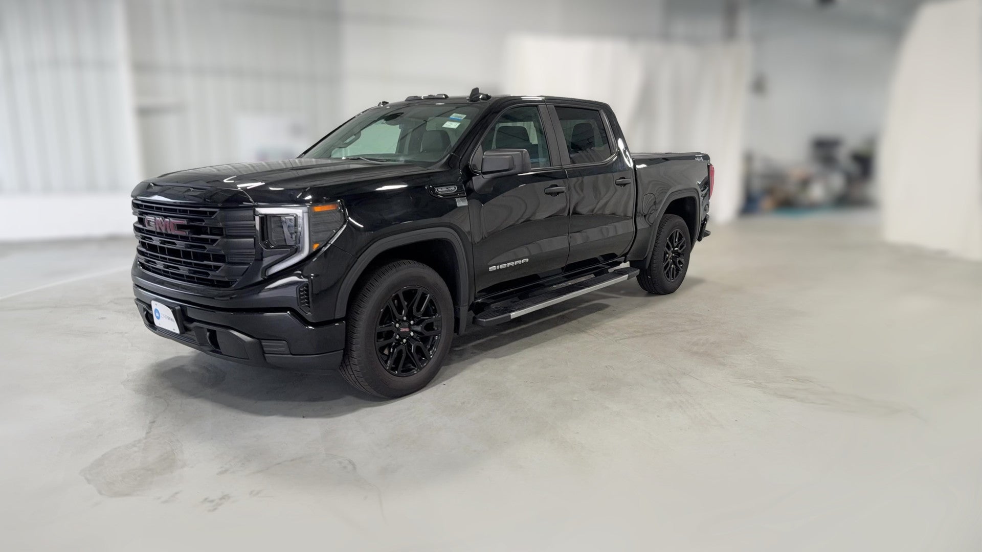 2024 GMC Sierra 1500 Crew Cab vehicle photo