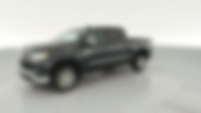2023 Chevrolet Silverado 1500 Crew Cab vehicle photo