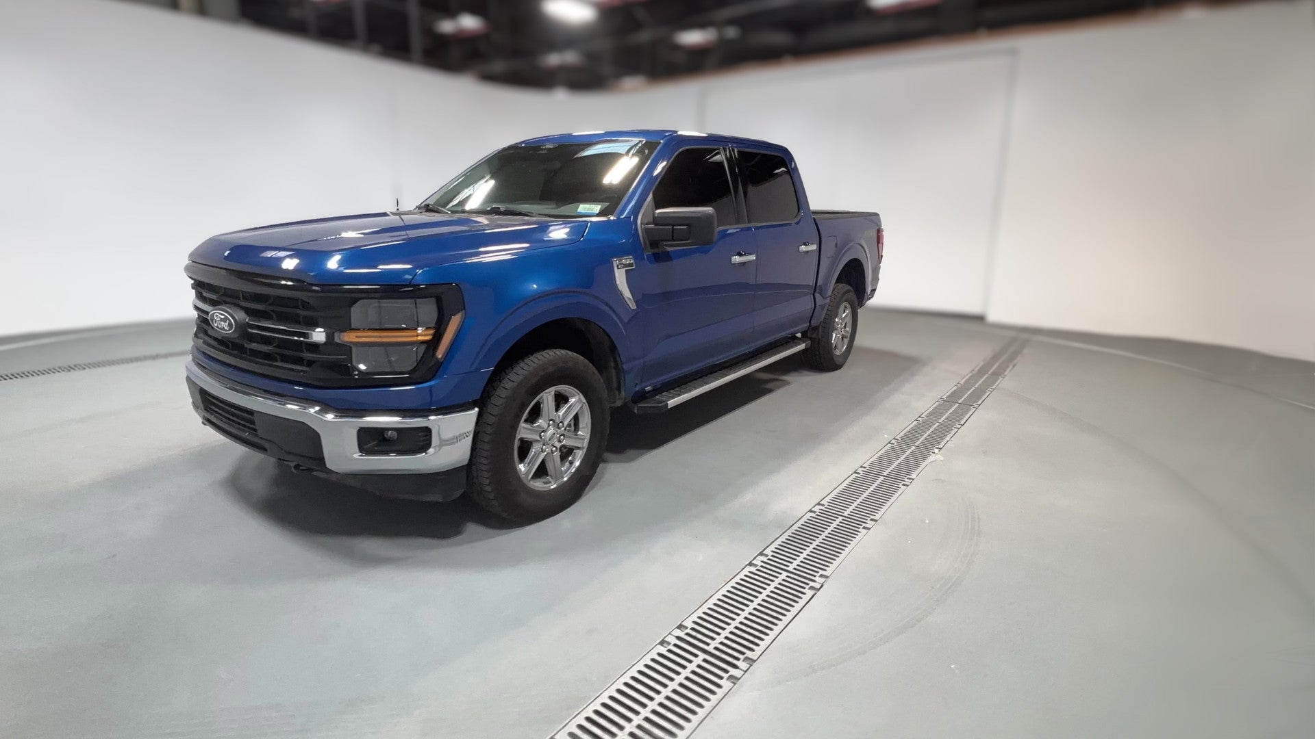 2025 Ford F150 SuperCrew Cab vehicle photo
