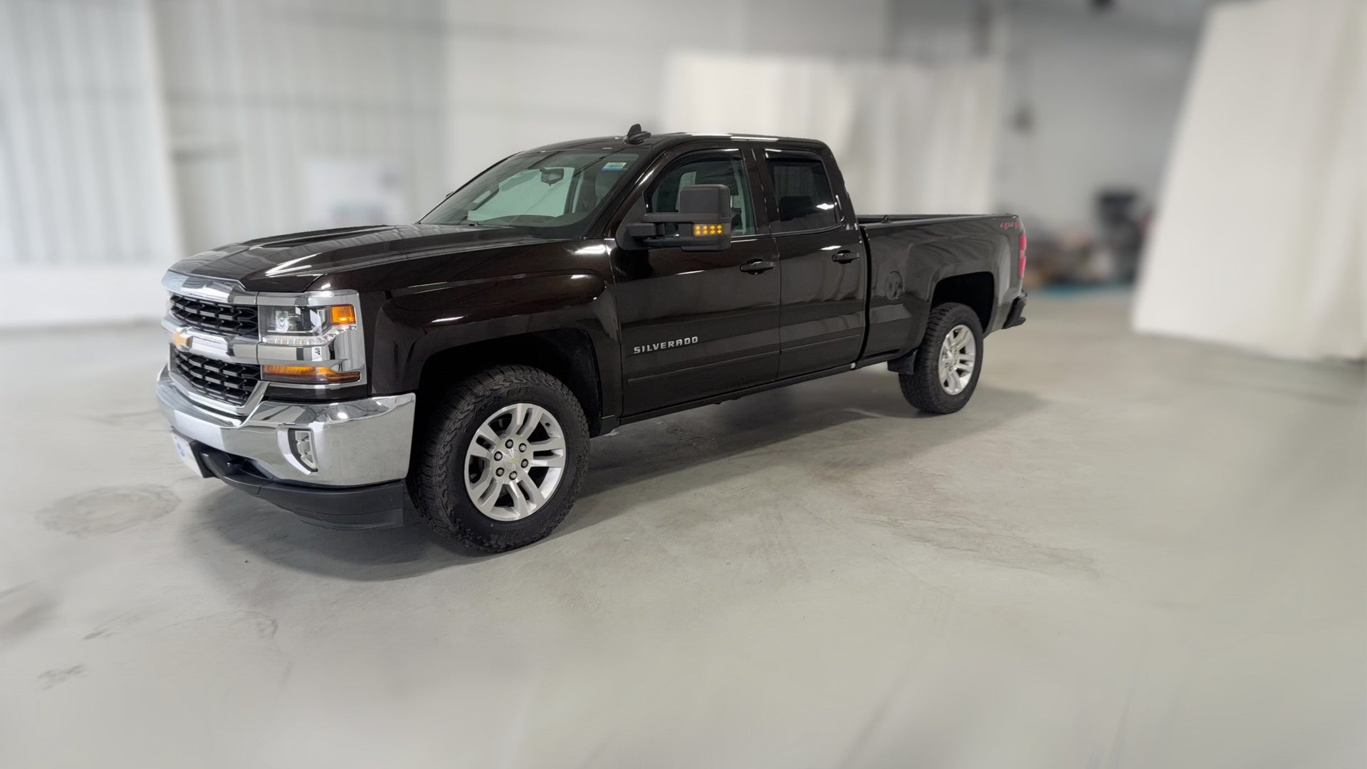 2018 Chevrolet Silverado 1500 Double Cab vehicle photo