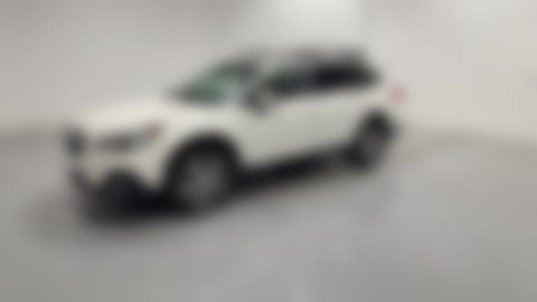 2018 Subaru Outback vehicle photo