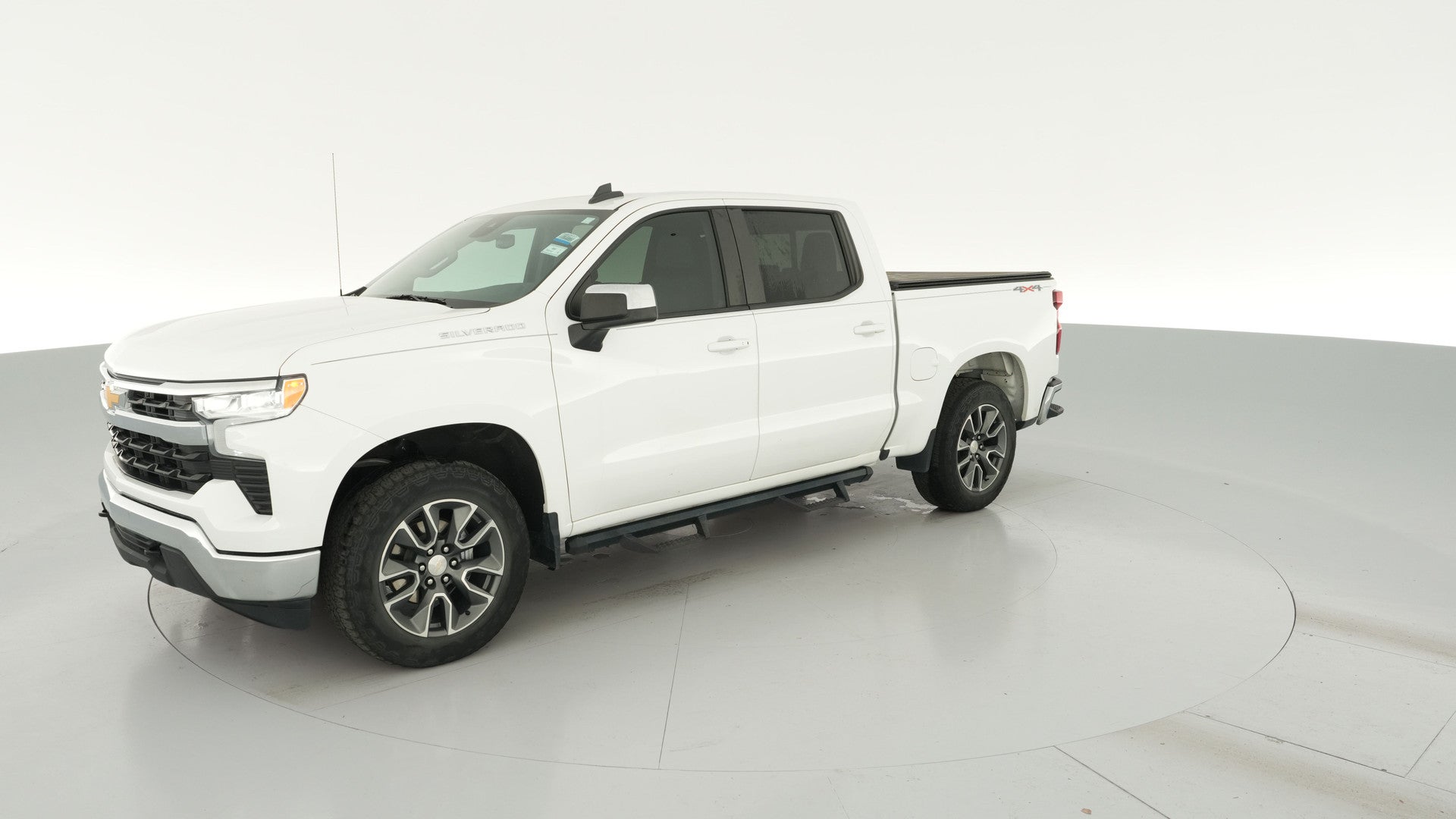 2023 Chevrolet Silverado 1500 Crew Cab vehicle photo