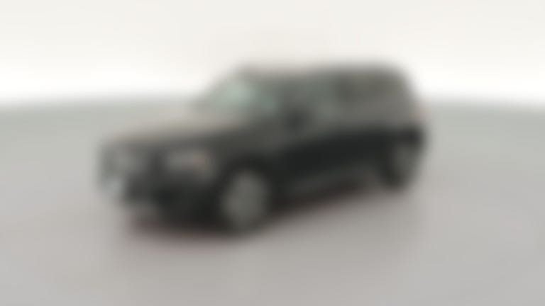 2025 Mercedes-Benz GLB vehicle photo