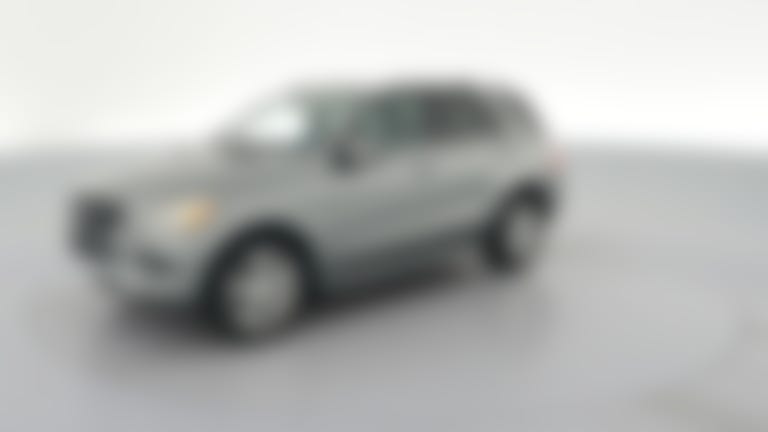 2015 Mercedes-Benz M-Class vehicle photo