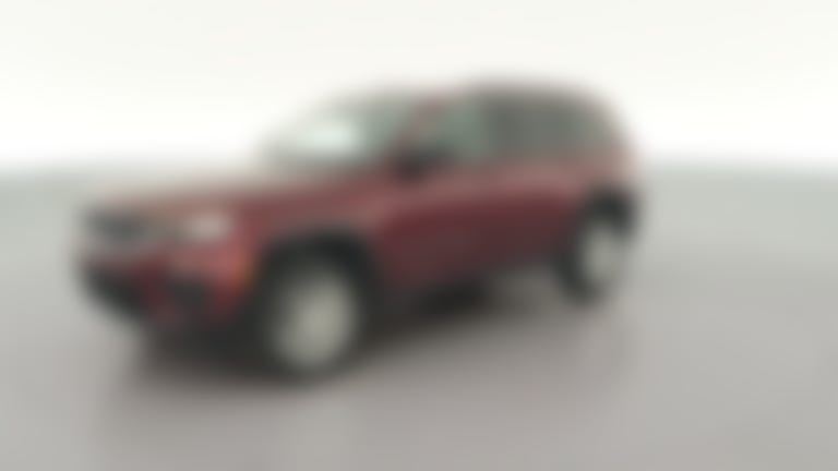 2025 Jeep Grand Cherokee vehicle photo
