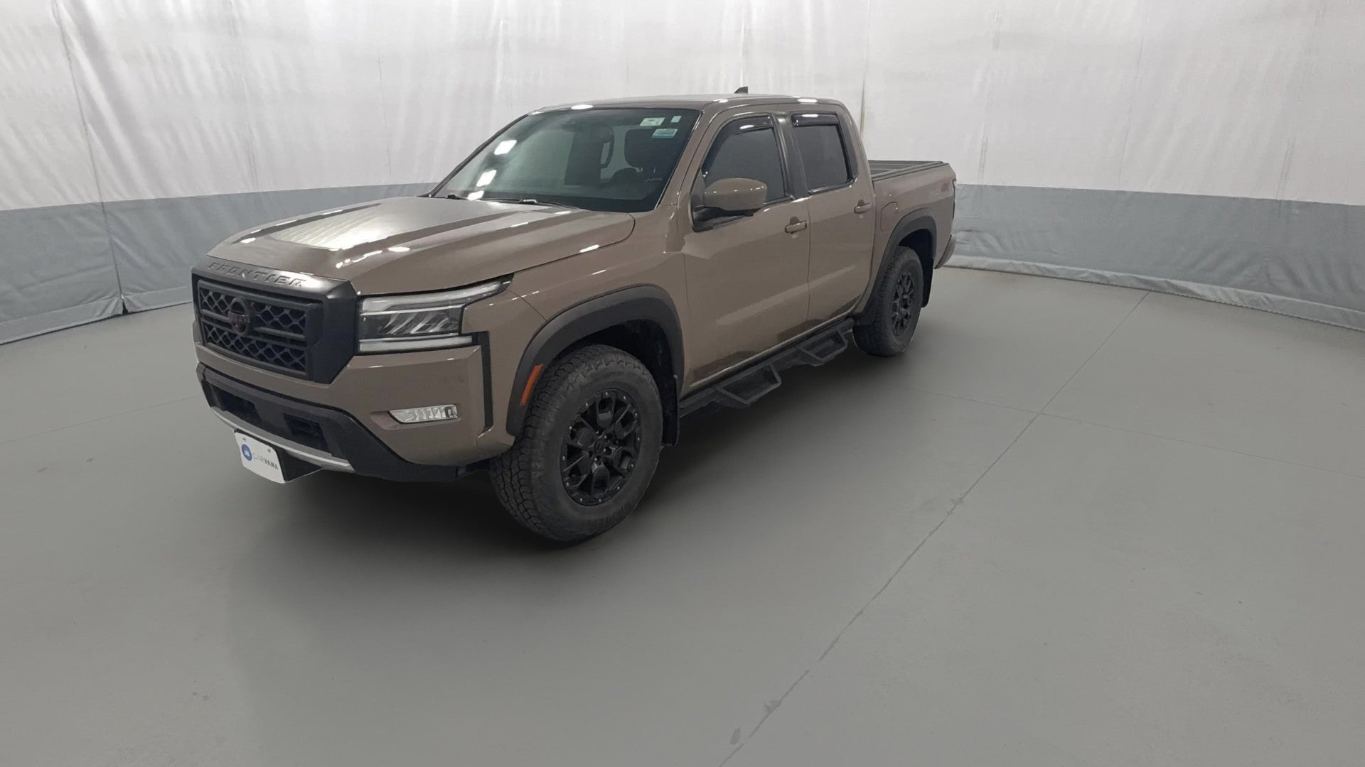 2022 Nissan Frontier Crew Cab vehicle photo