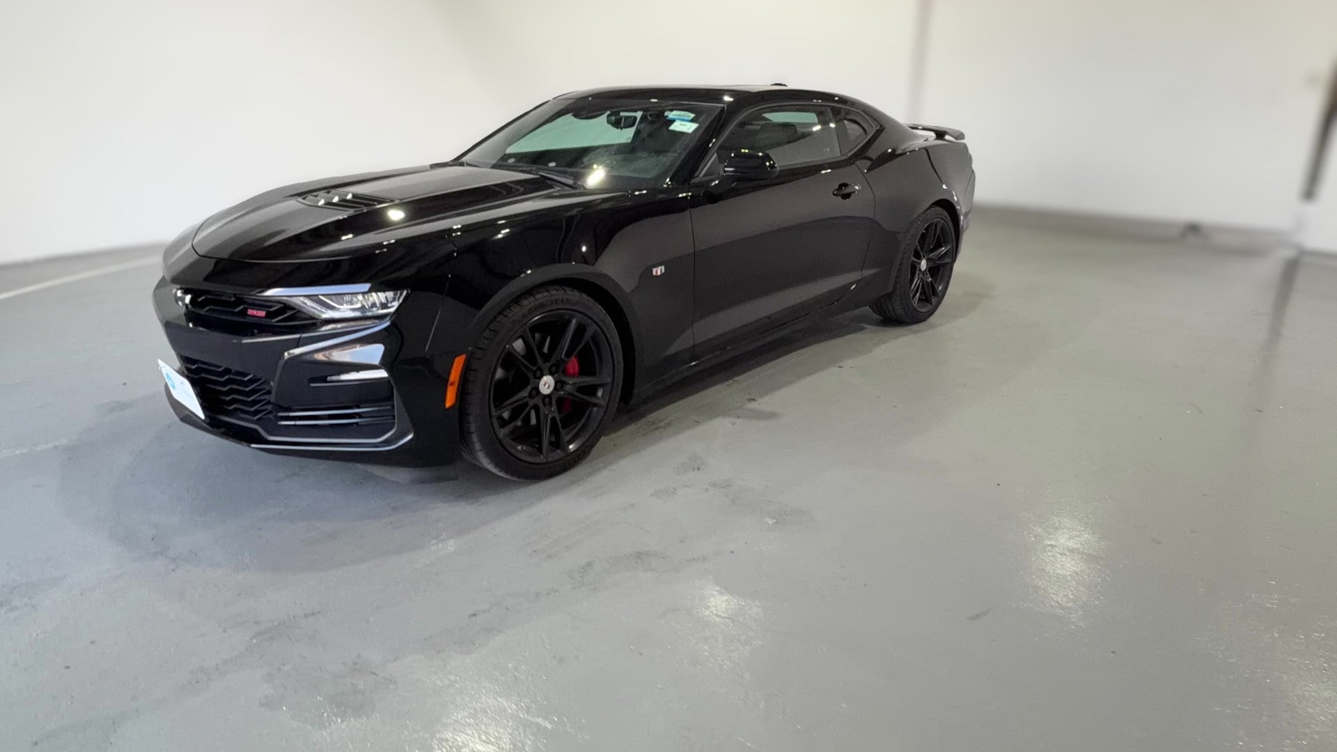 2024 Chevrolet Camaro vehicle photo