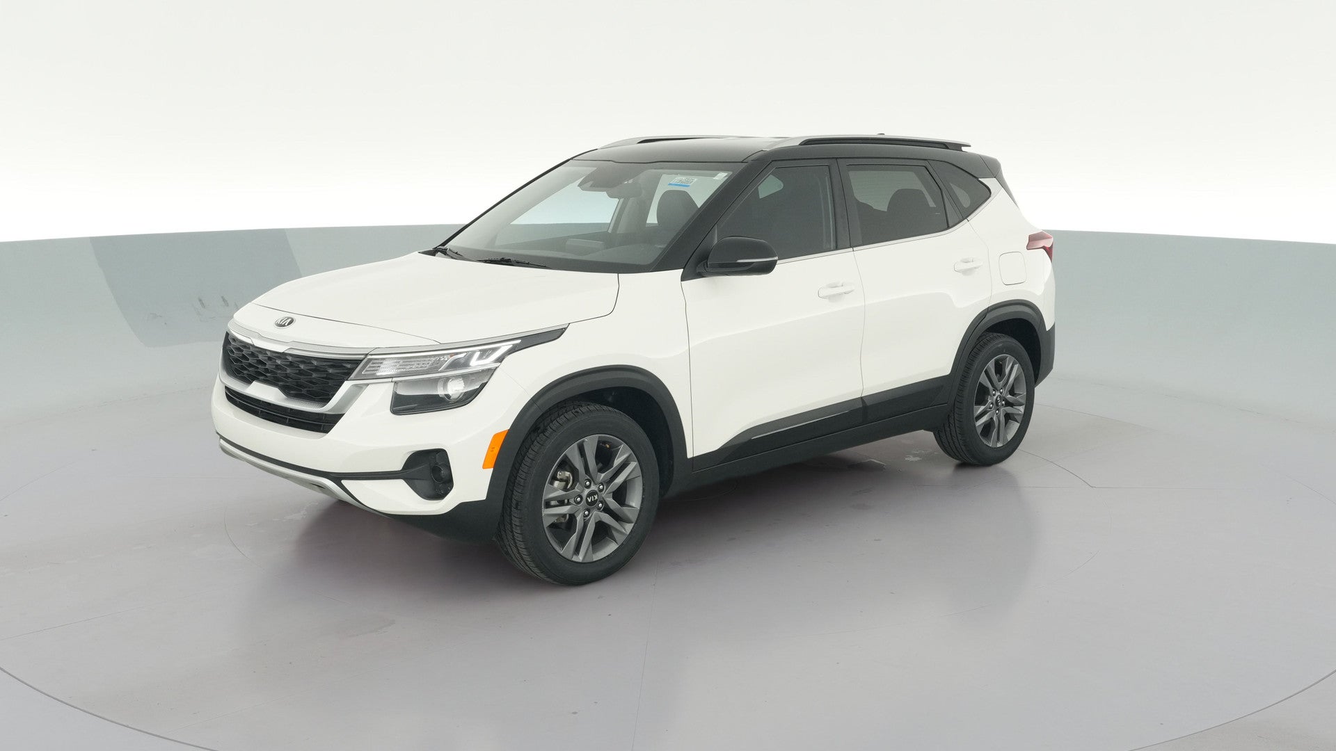 2021 Kia Seltos vehicle photo