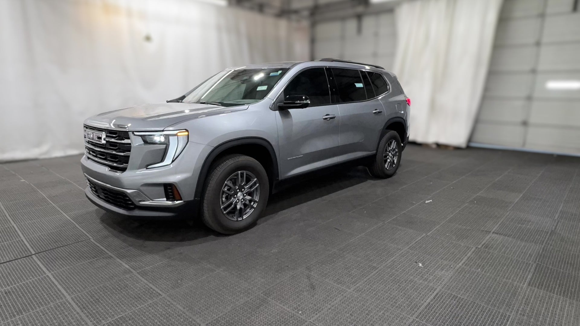 2026 GMC Acadia vehicle photo