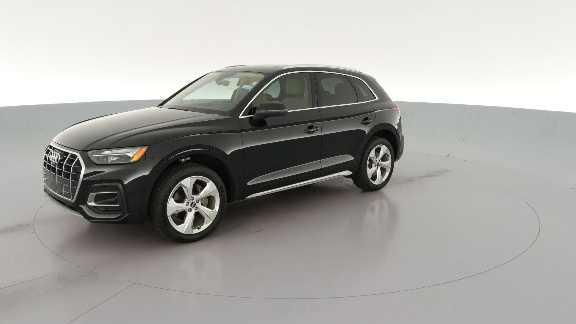2021 Audi Q5 vehicle photo
