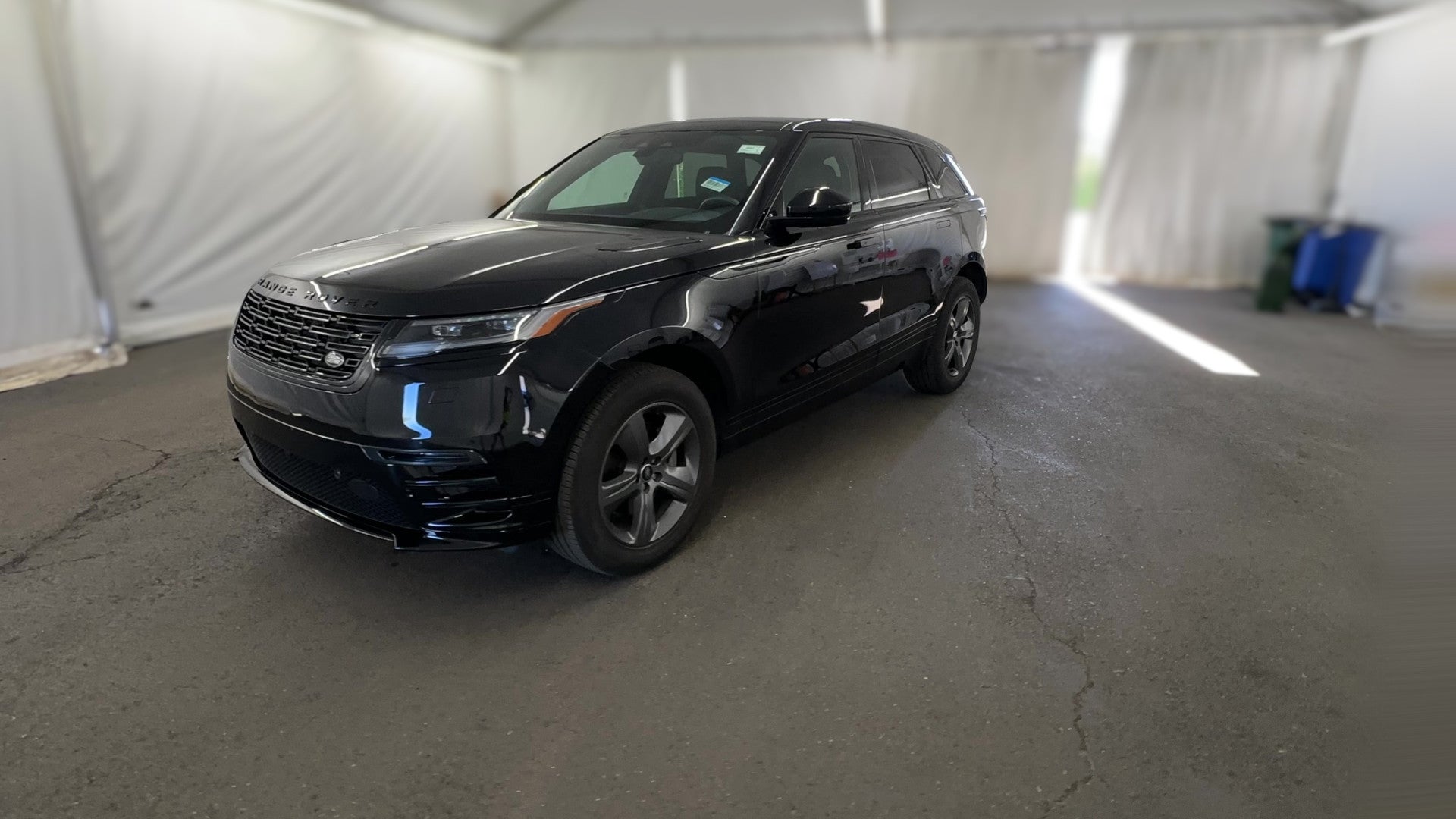 2025 Land Rover Range Rover Velar vehicle photo