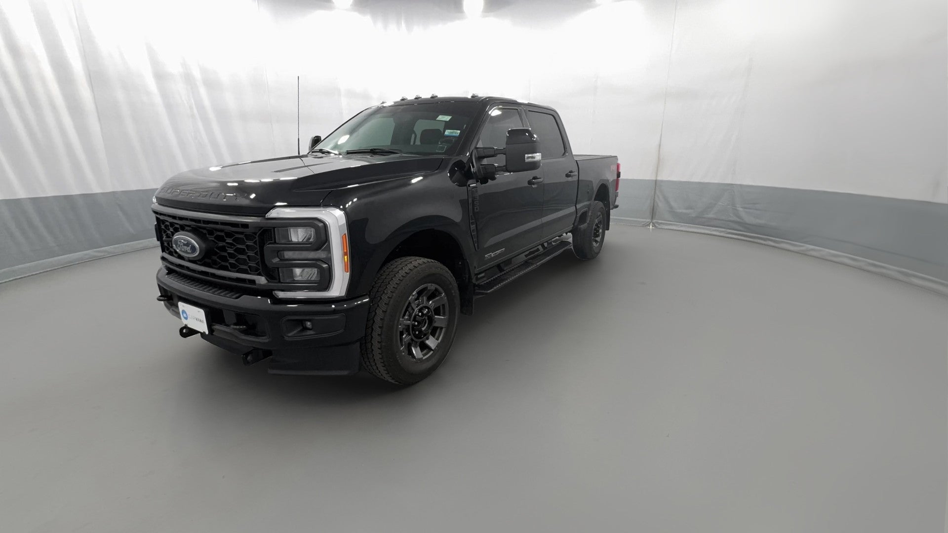 2023 Ford F350 Super Duty Crew Cab vehicle photo