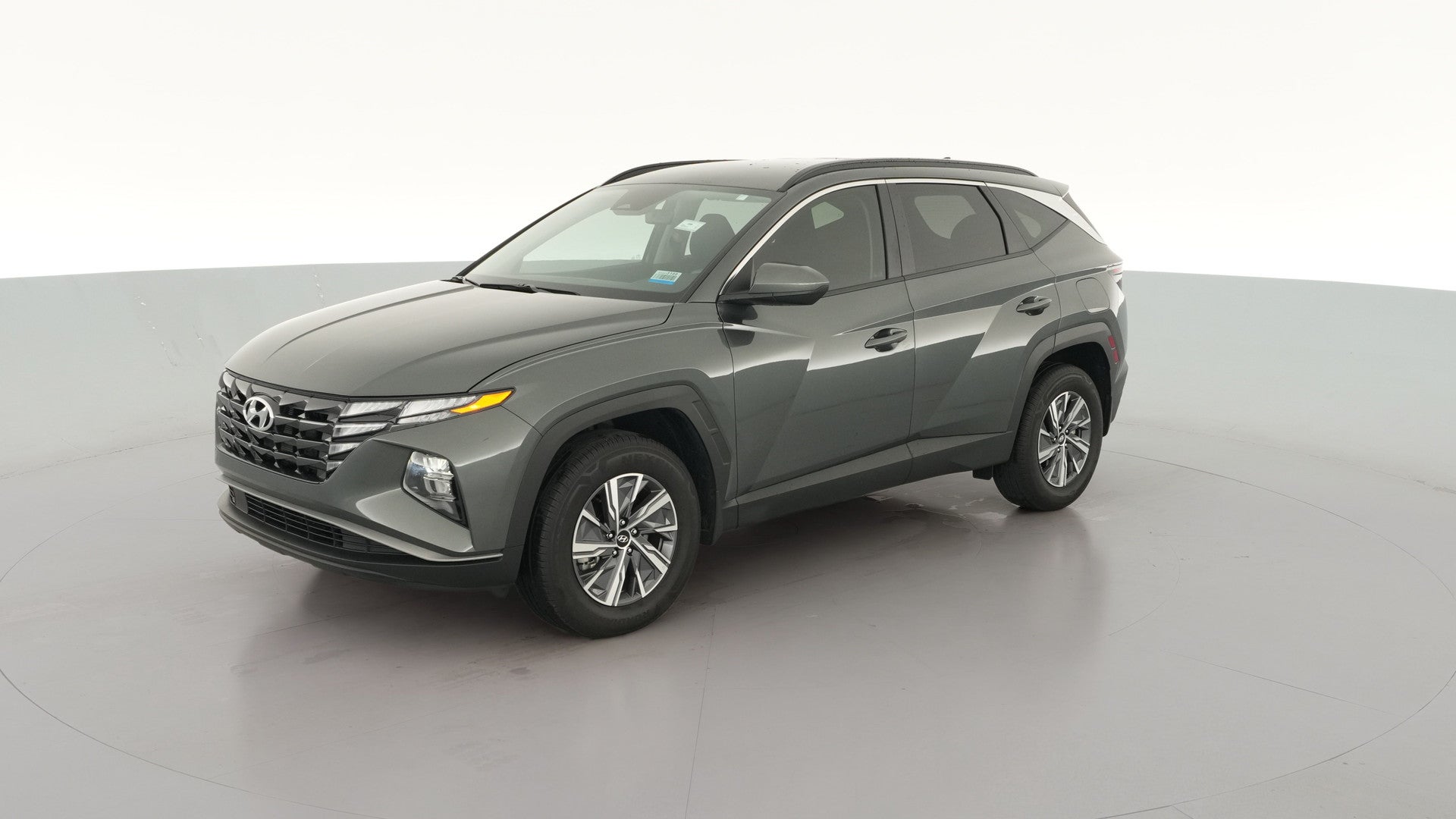 2024 Hyundai Tucson Hybrid vehicle photo
