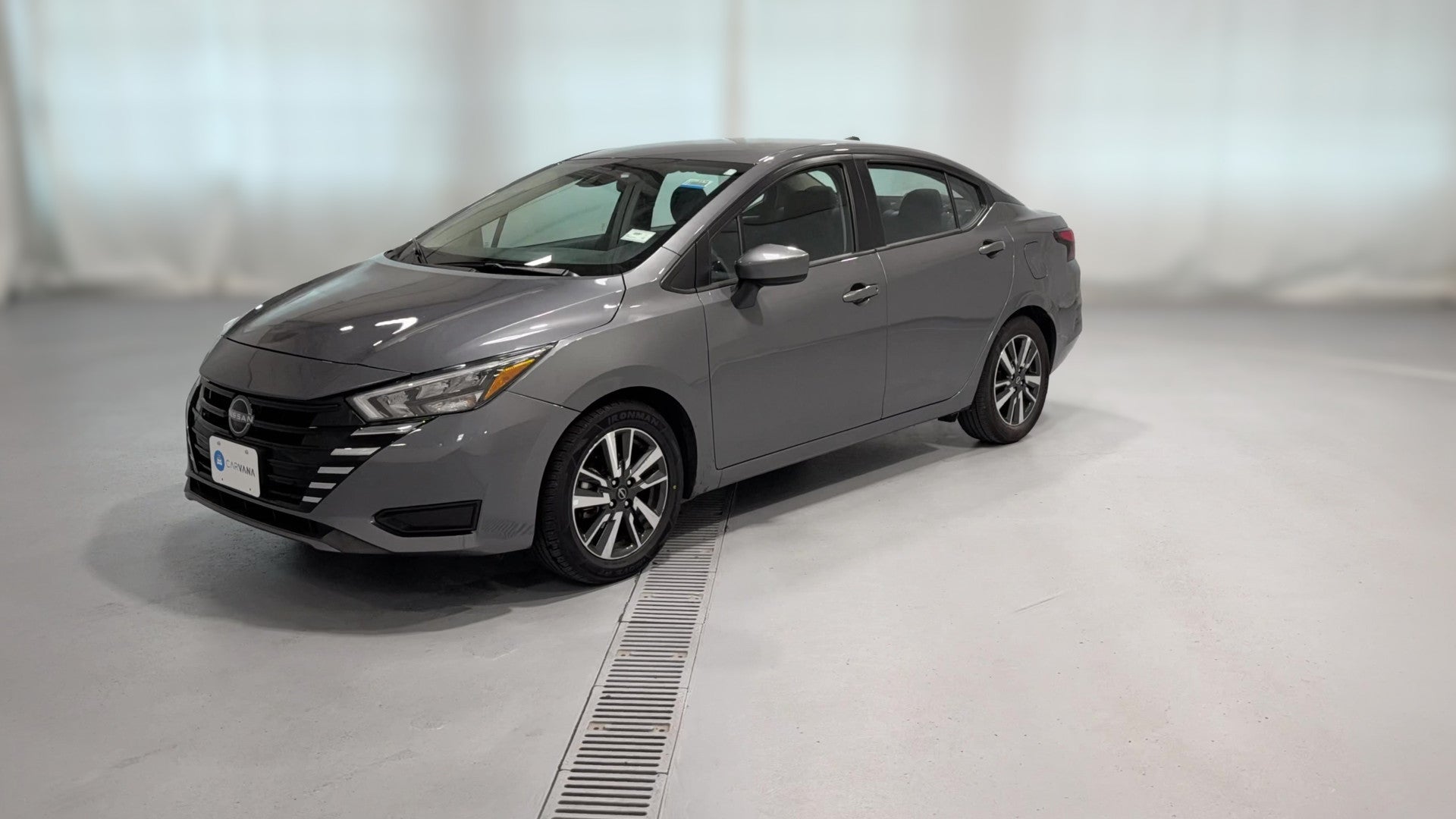 2025 Nissan Versa vehicle photo
