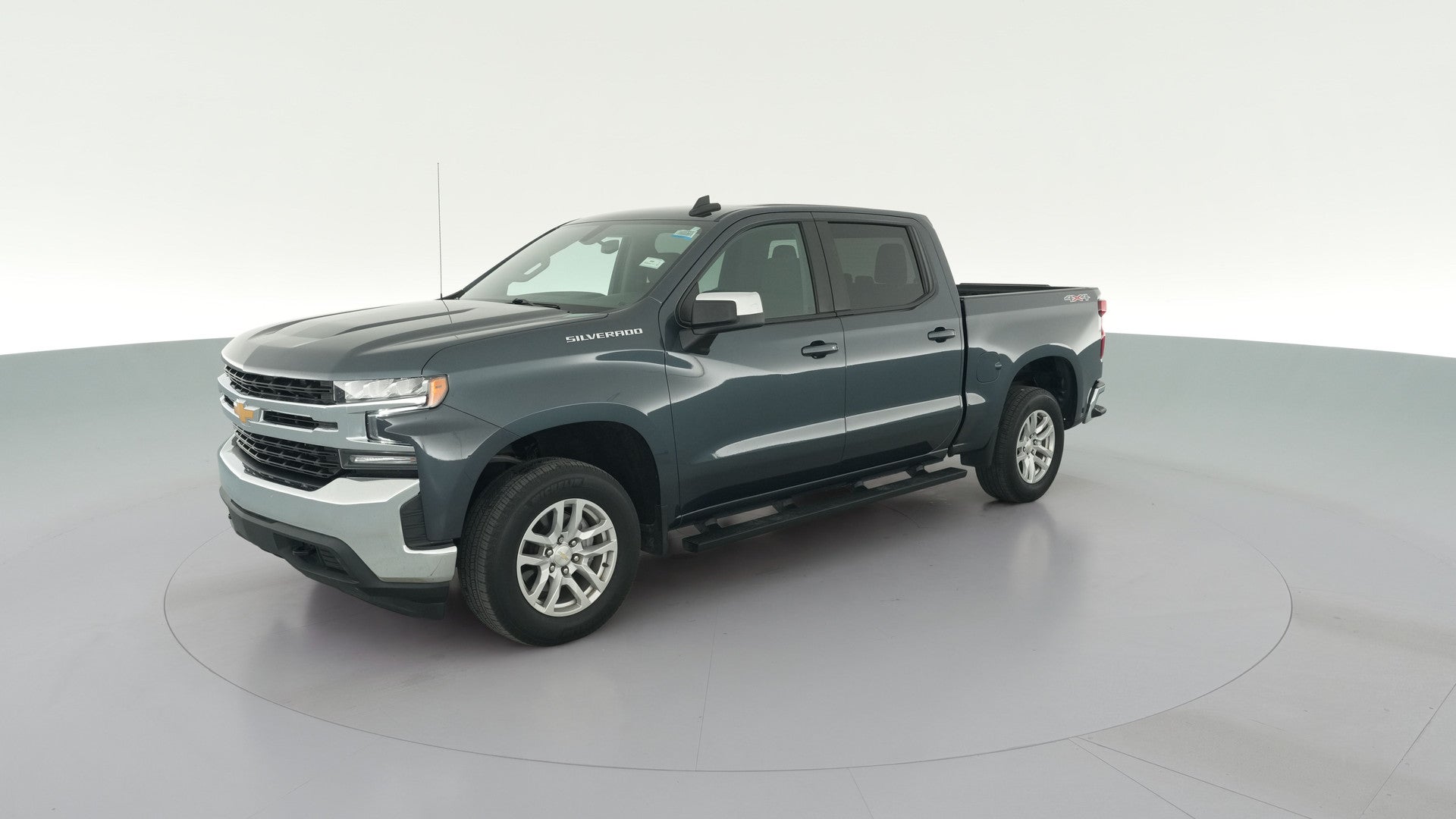 2022 Chevrolet Silverado 1500 Limited Crew Cab vehicle photo