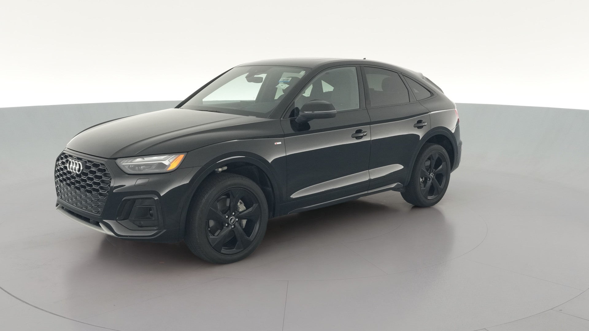 2023 Audi Q5 Sportback vehicle photo