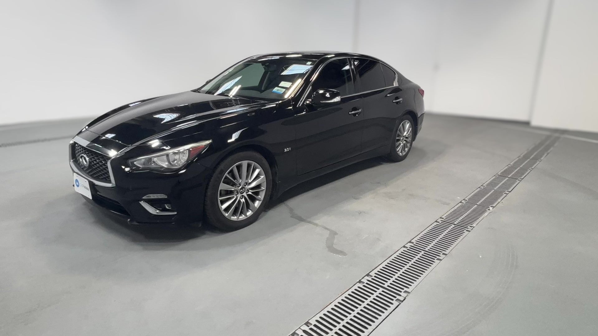 2018 INFINITI Q50 vehicle photo