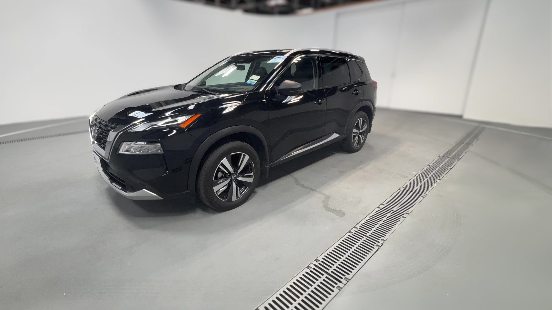 2023 Nissan Rogue vehicle photo