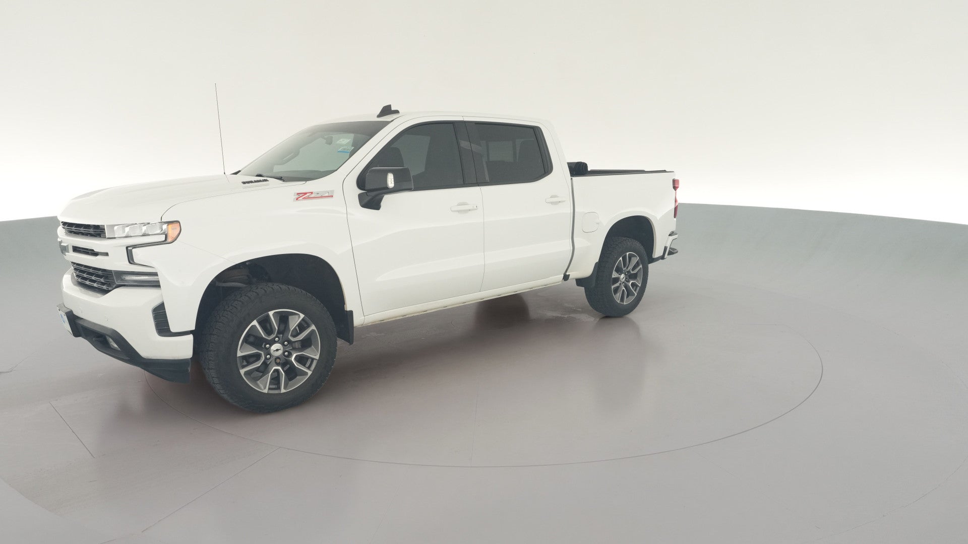 2021 Chevrolet Silverado 1500 Crew Cab vehicle photo