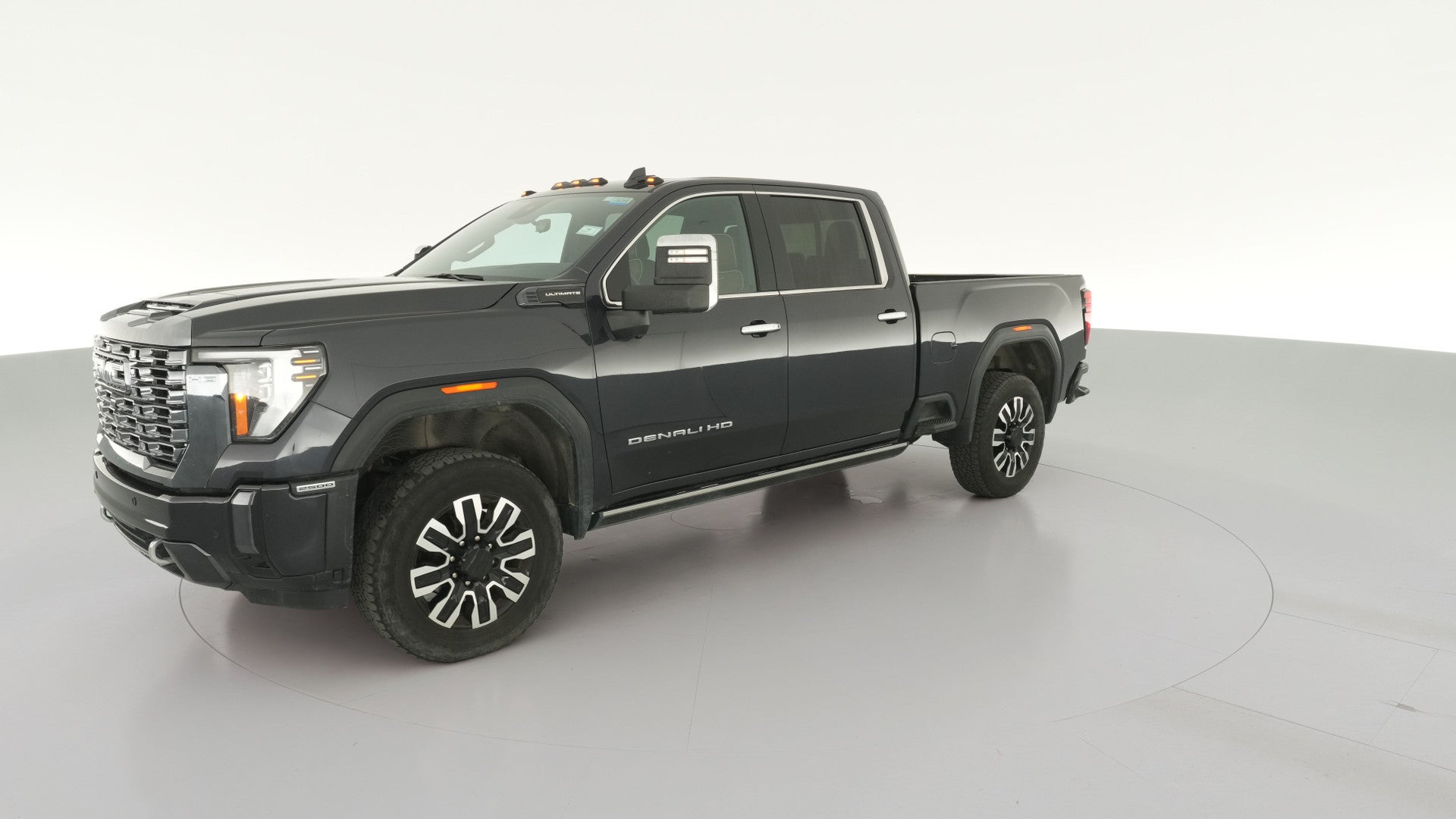 2024 GMC Sierra 2500 HD Crew Cab vehicle photo