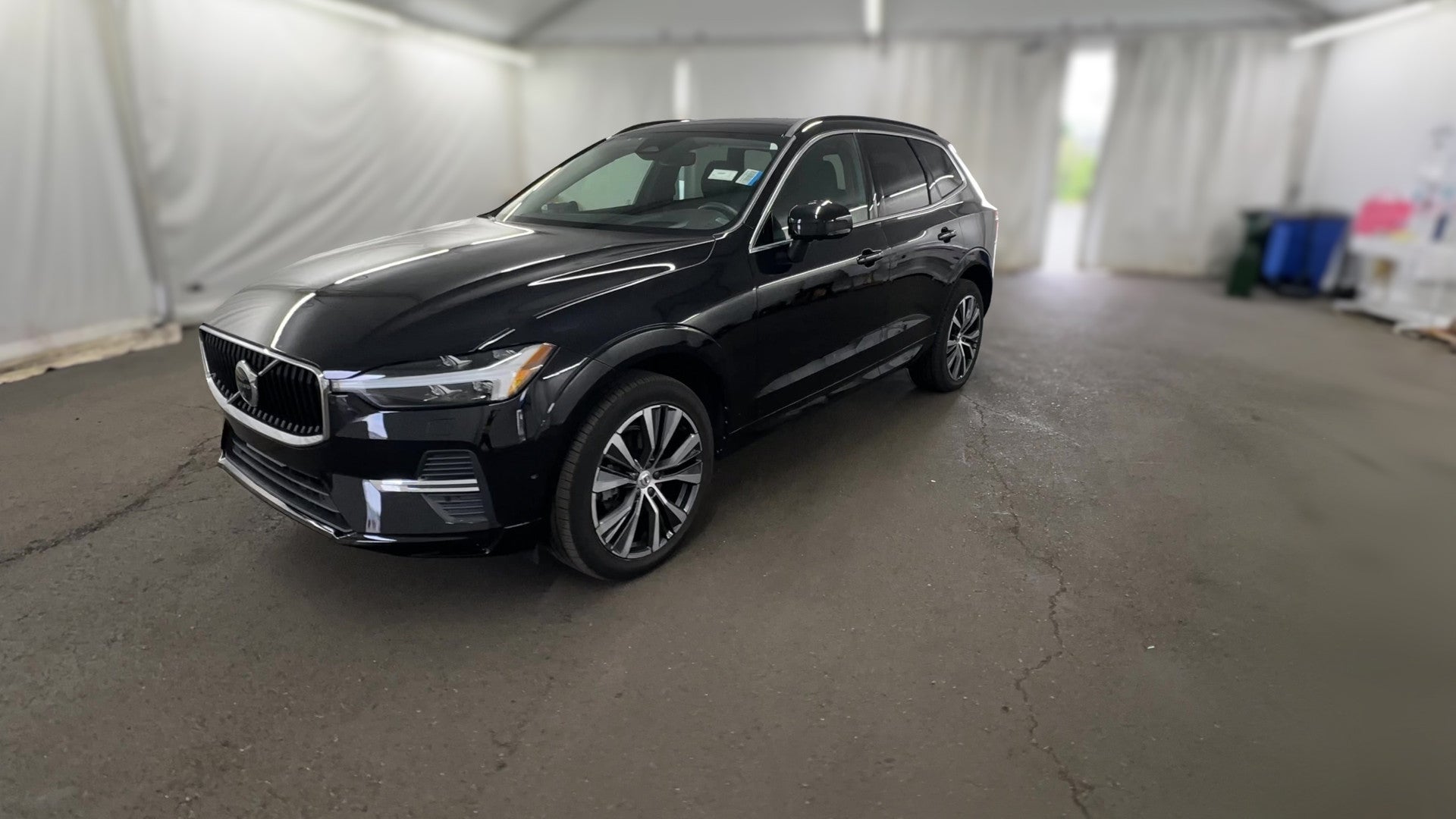 2022 Volvo XC60 vehicle photo