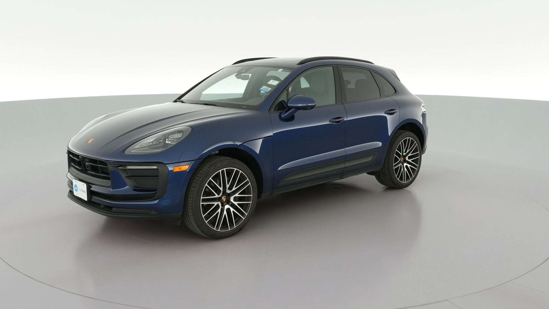2022 Porsche Macan vehicle photo