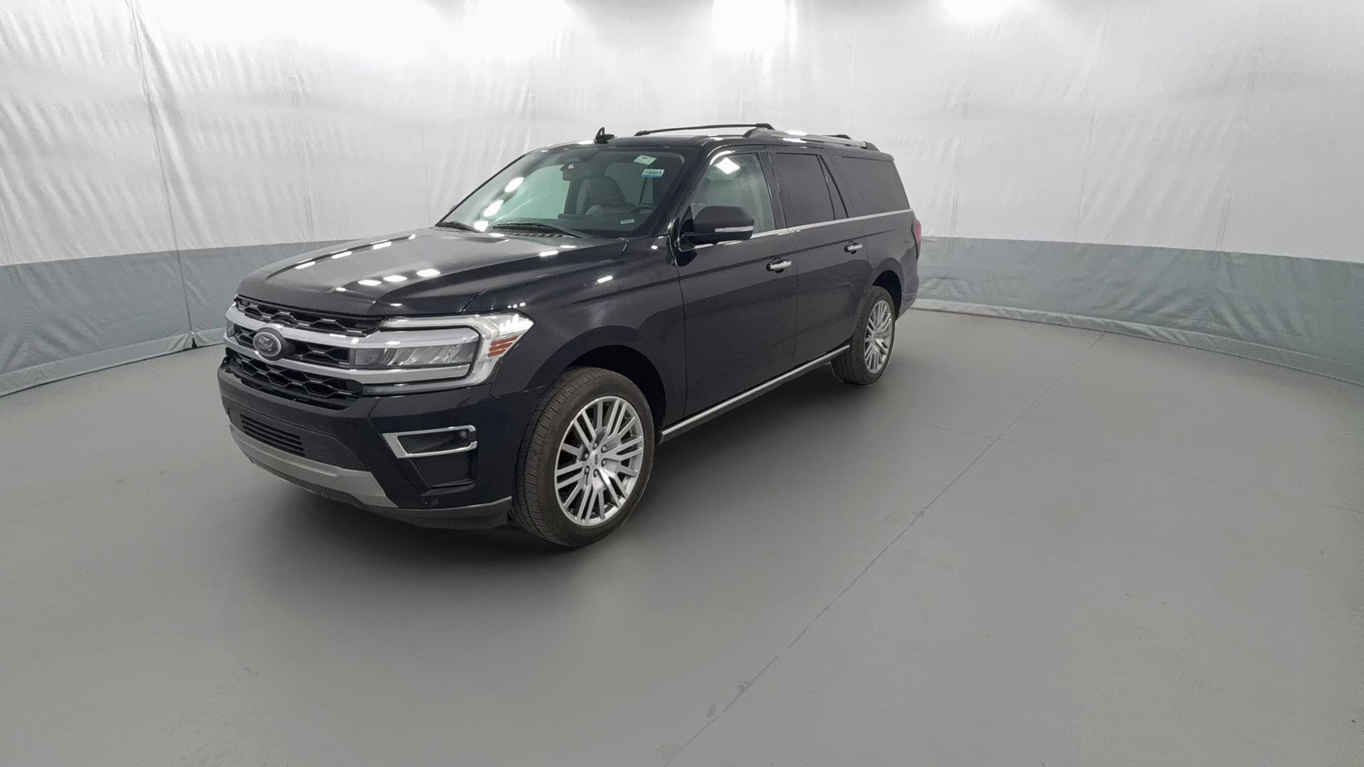 2024 Ford Expedition MAX vehicle photo