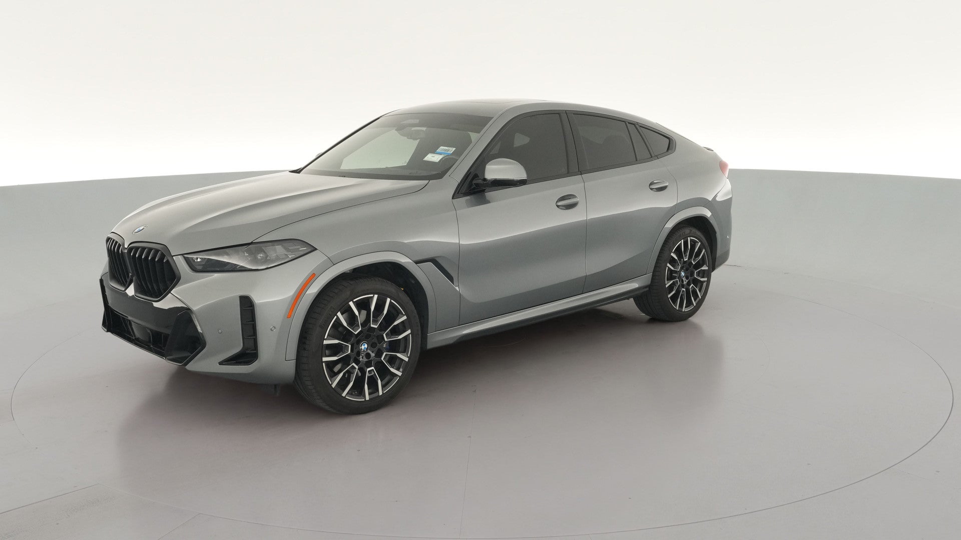 2024 BMW X6 vehicle photo