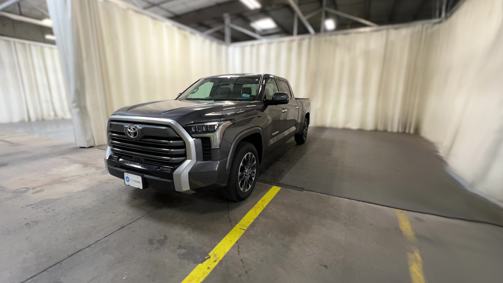 2022 Toyota Tundra CrewMax vehicle photo