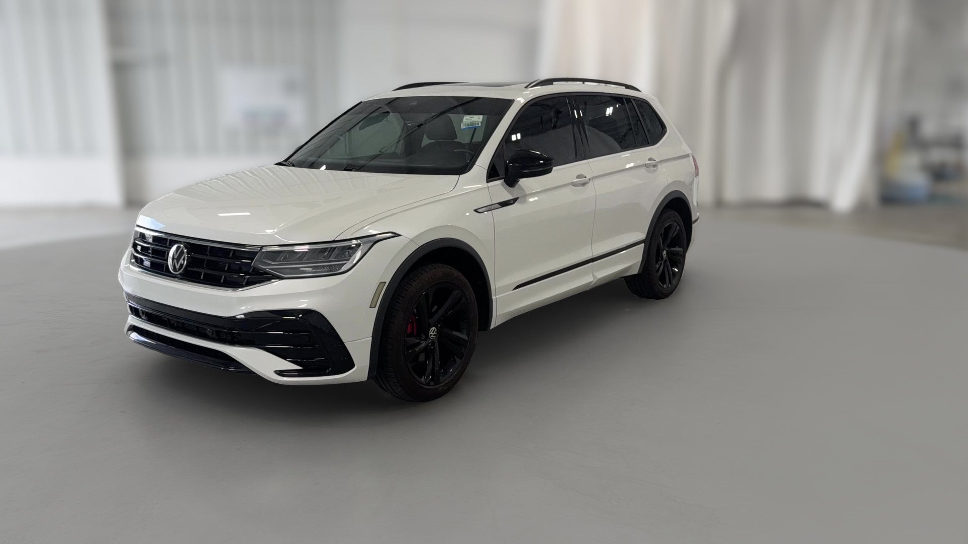 2023 Volkswagen Tiguan vehicle photo
