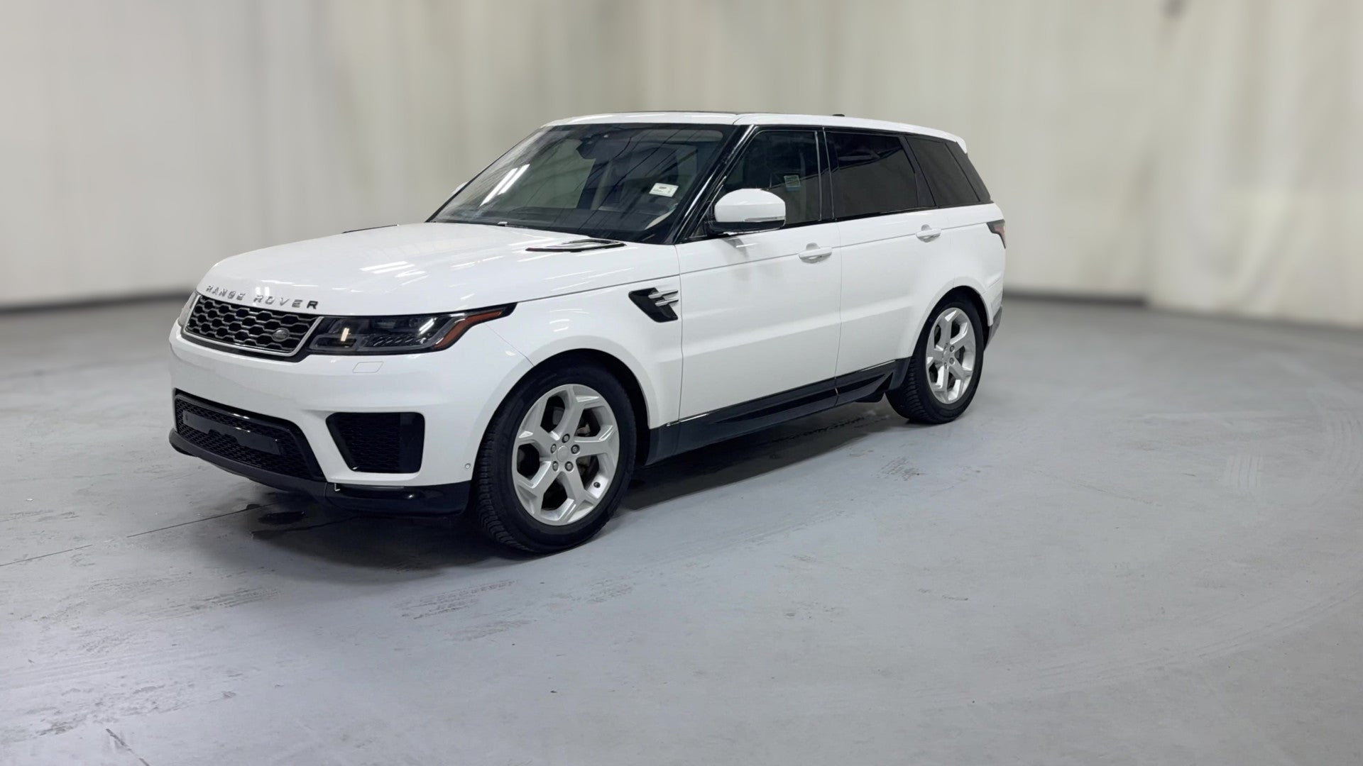 2018 Land Rover Range Rover Sport vehicle photo