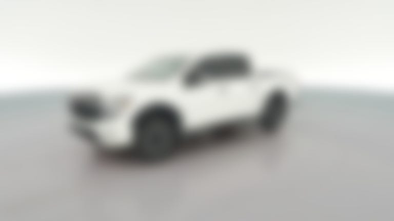2024 Nissan Titan Crew Cab vehicle photo