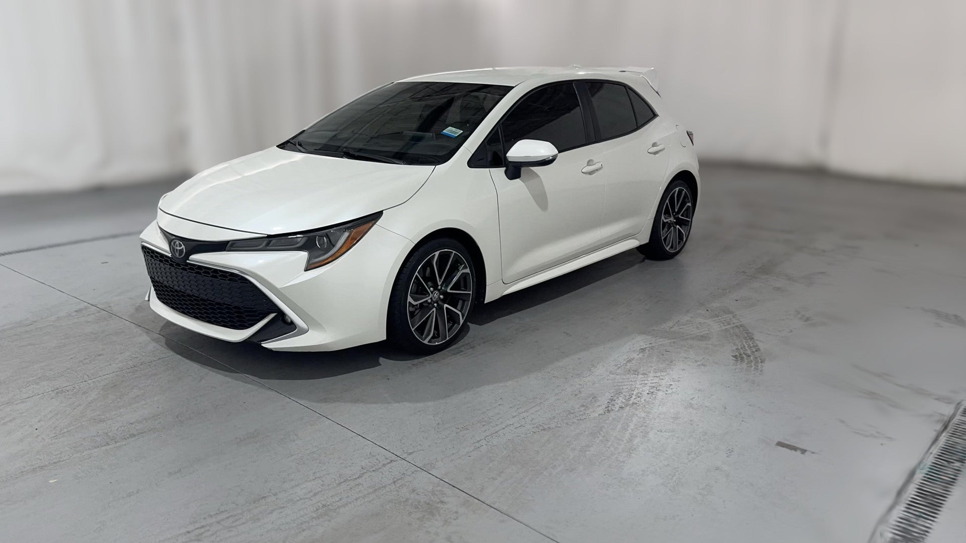 2019 Toyota Corolla Hatchback vehicle photo