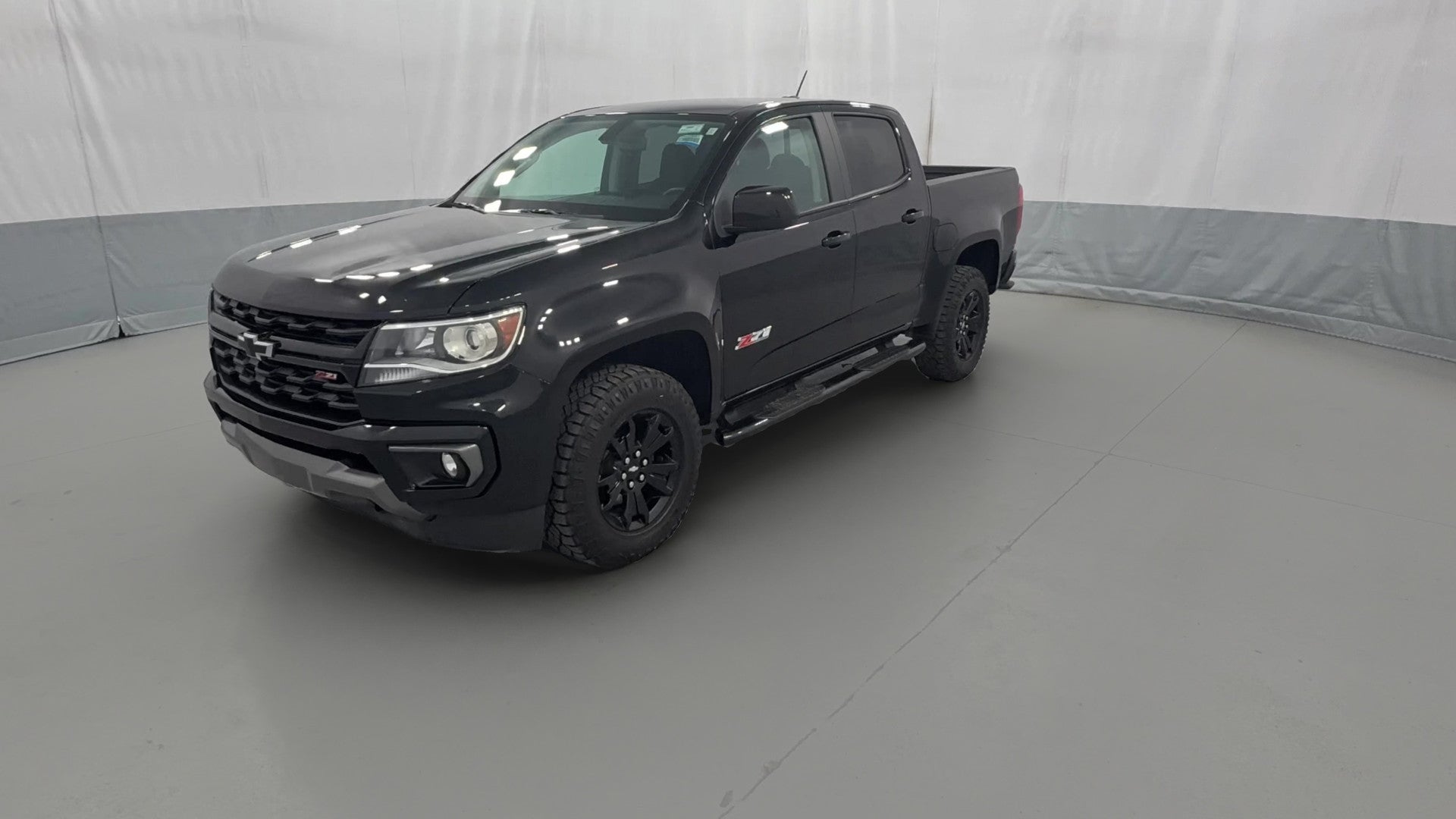 2021 Chevrolet Colorado Crew Cab vehicle photo