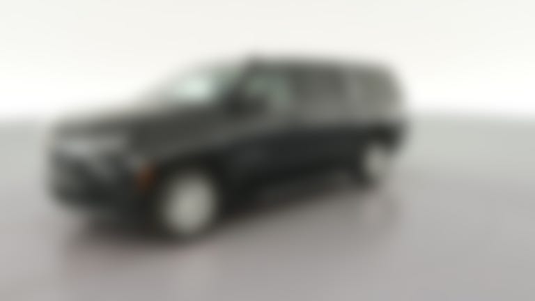 2025 Chevrolet Suburban vehicle photo