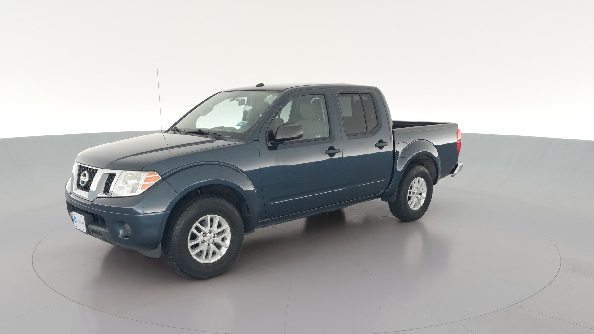 2018 Nissan Frontier Crew Cab vehicle photo