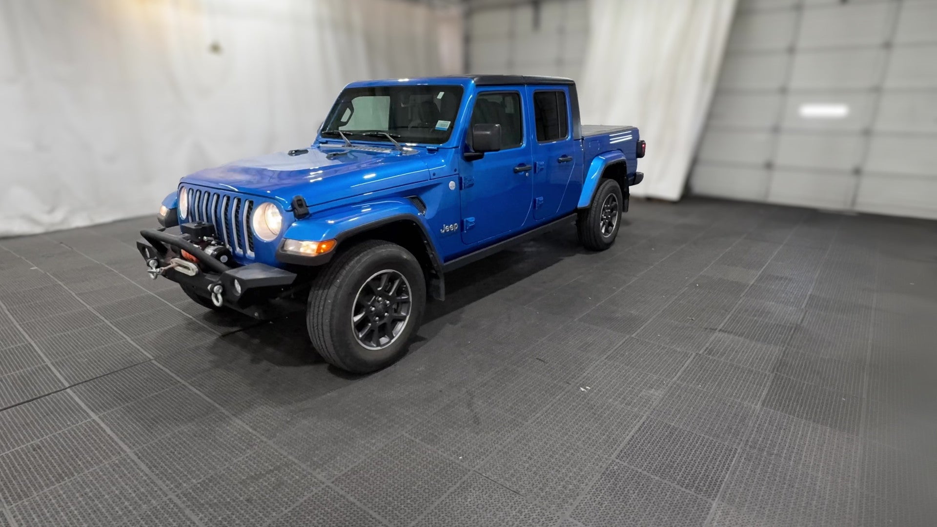 2021 Jeep Gladiator vehicle photo