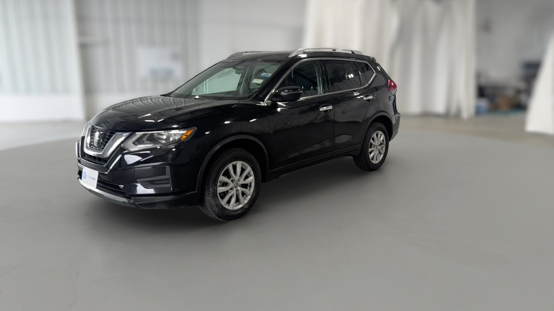 2018 Nissan Rogue vehicle photo
